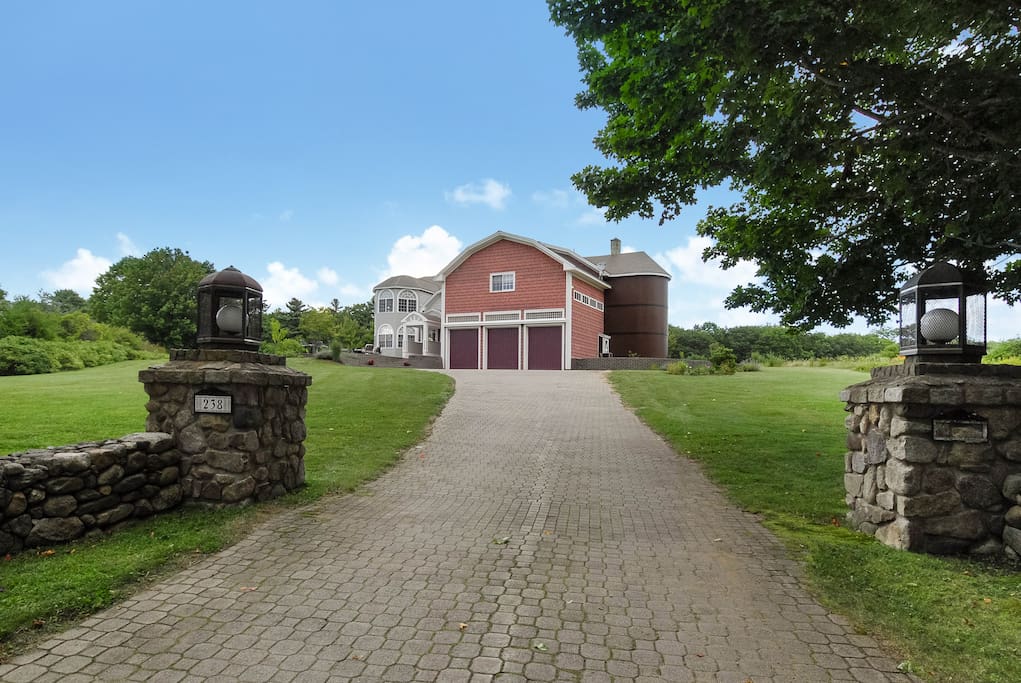 Beach Home w/ Exclusive privacy in Southern Maine Houses for Rent in