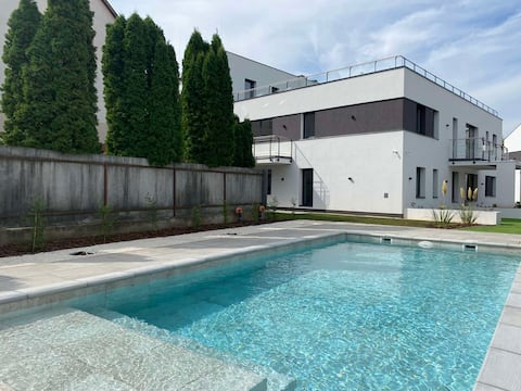 Oasis residence