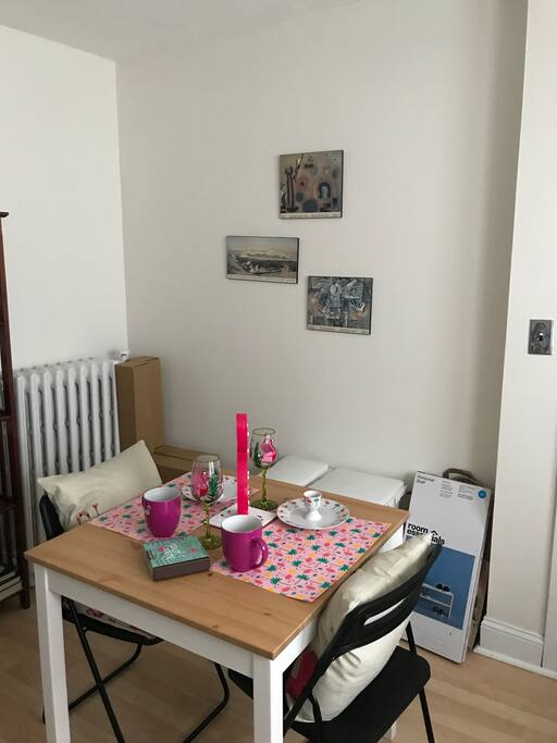 Eat-in kitchen