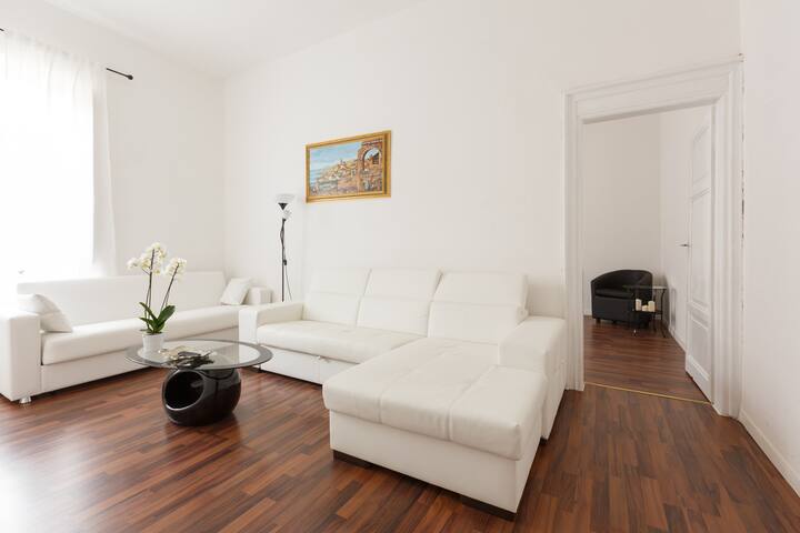 St. Petere’s Luxury House gallery image 3