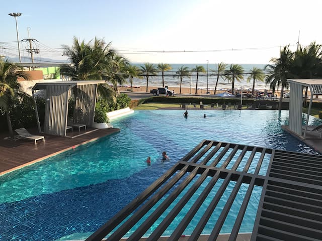 ❤️2 BR Seaview Condo in Jomtien Pattaya❤️