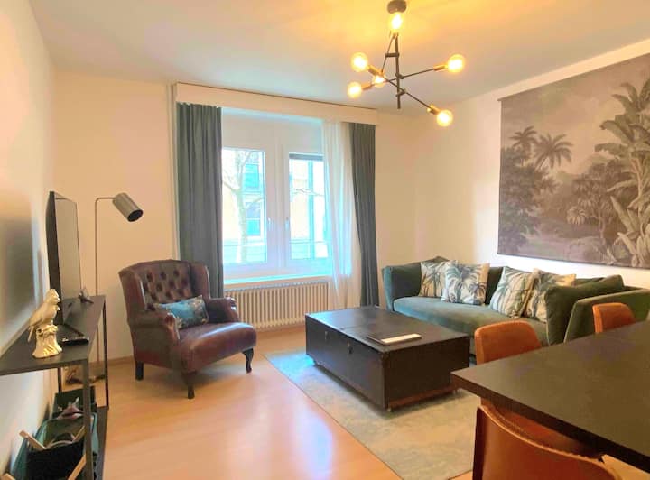 City Centre 2-br Spacious Apt Ruby - Zürich