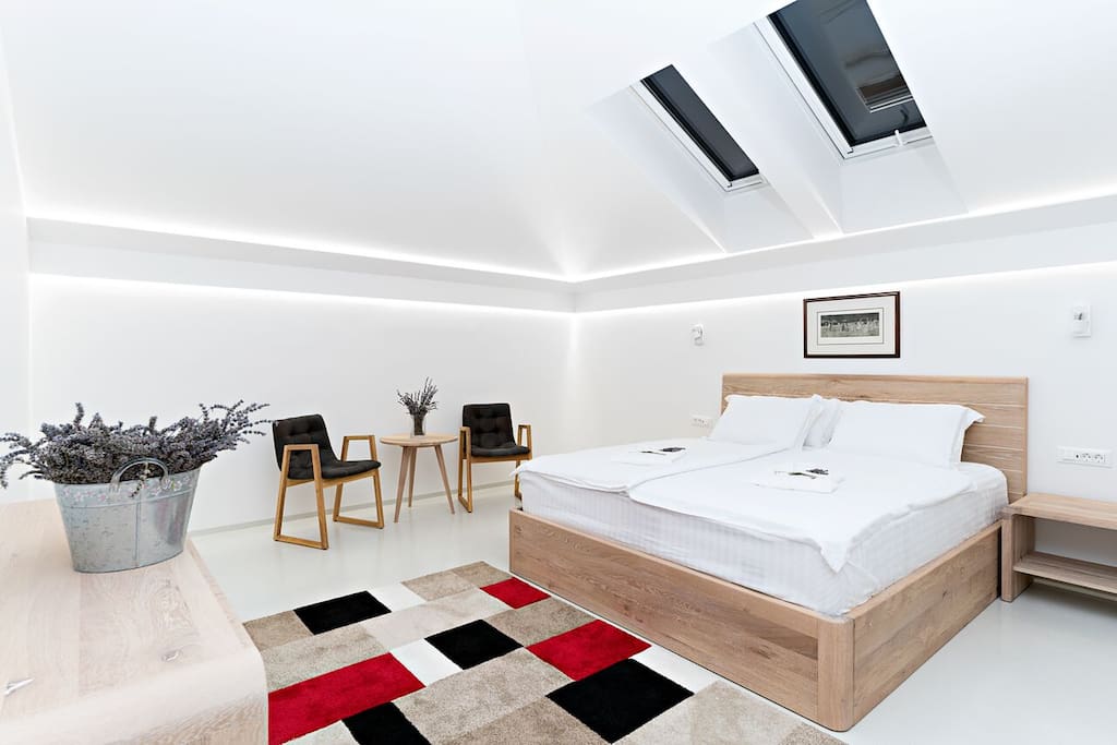 Spacious master bedroom