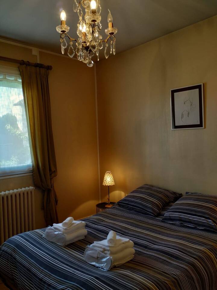 საძინებელი 1