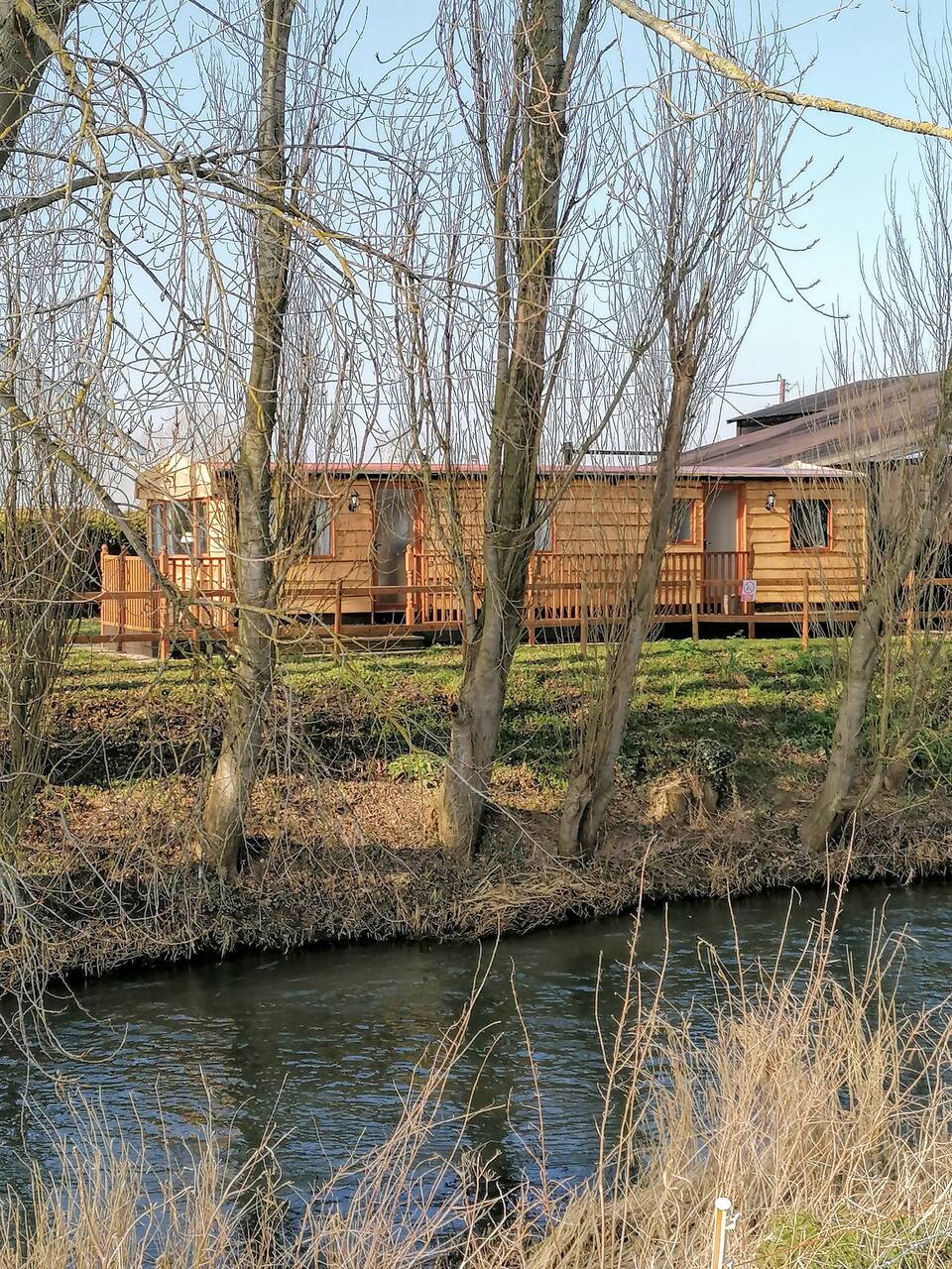 Poplar Lodge Log Caravan — photo 1