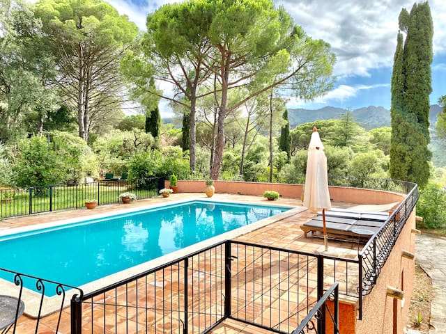 Villa in Club Golf Costa Brava