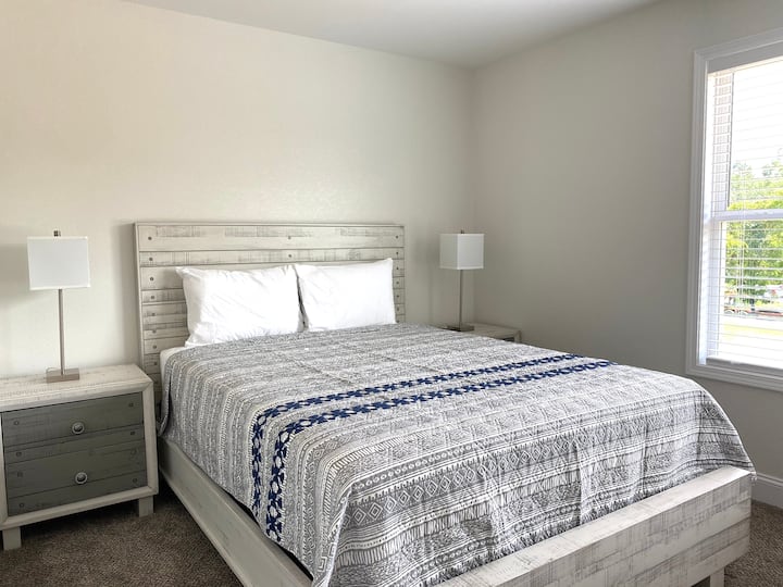 Легло тип Куин