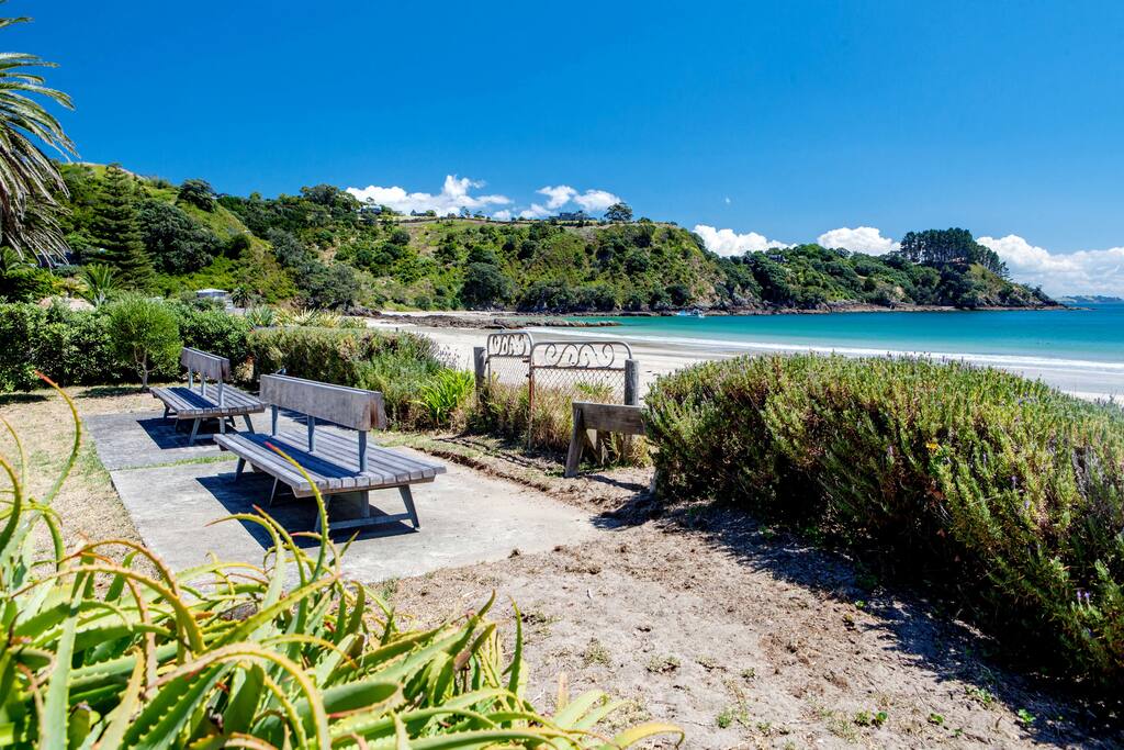 Step directly onto the white sands of Palm Beach