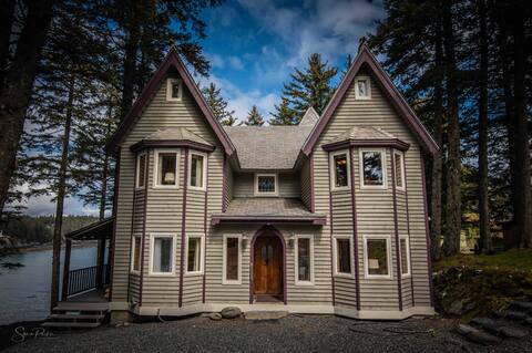 Chalet by the Sea