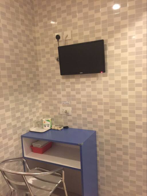 TV