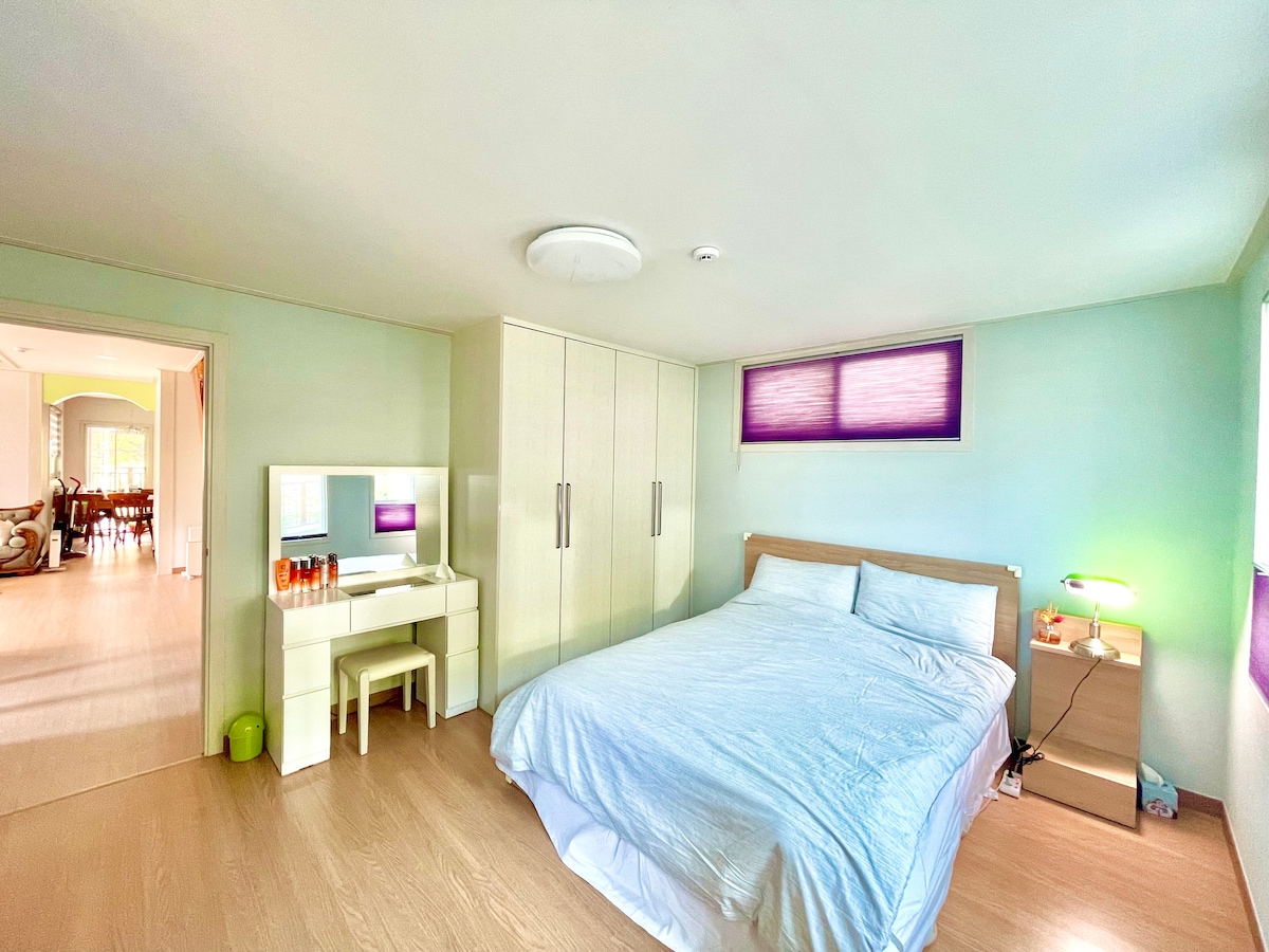 Chumba kwenye ghorofa ya kwanza