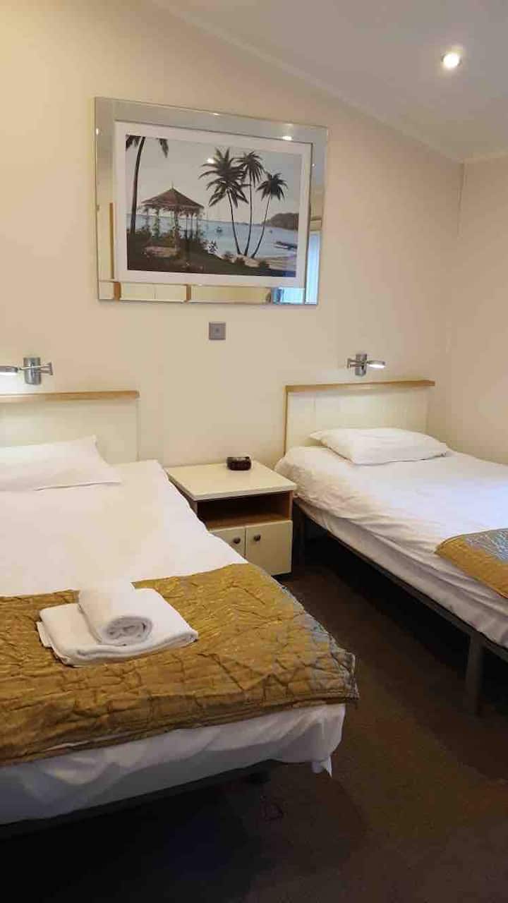 Twin room