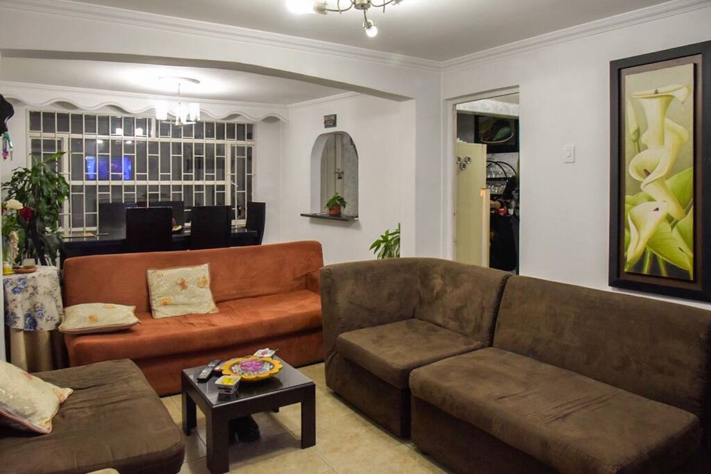 otra vista de la sala