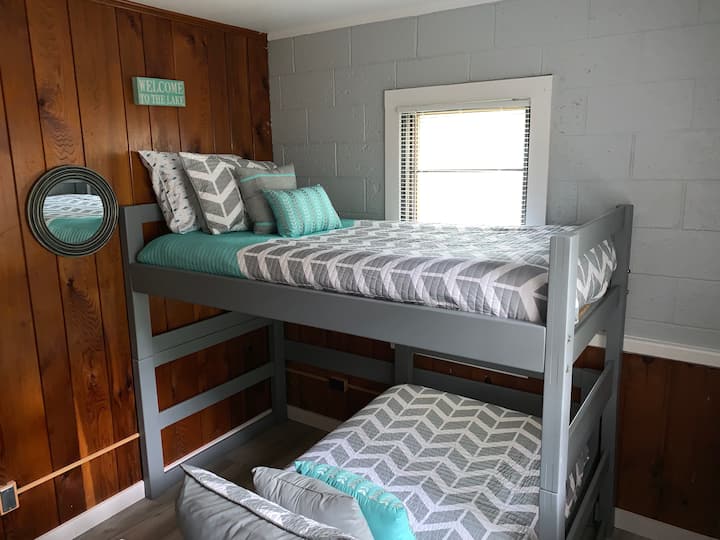 Top 10 Airbnb Vacation Rentals Near Higgins Lake, Michigan Trip101