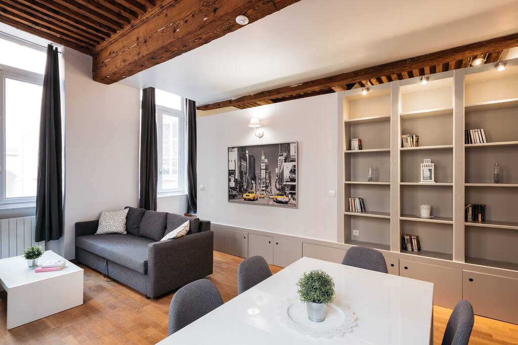 Luminous living room