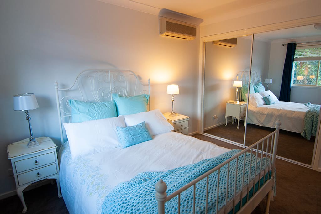 Queen size bedroom