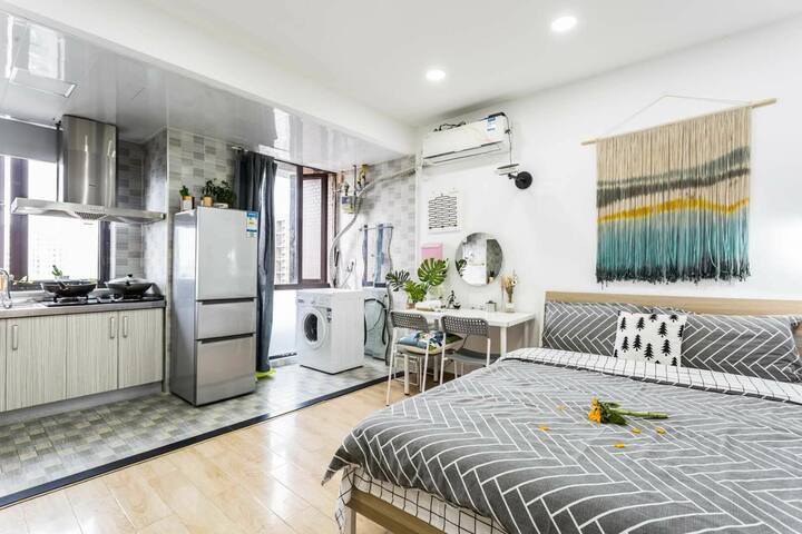 南国小筑 电影房 武大 华师 理工大街道口 石碑岭ins风 小清新民宿 Apartments For Rent In Wuhan Hubei China