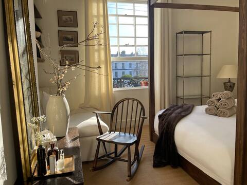 Cosy Two-Bedroom Townhouse