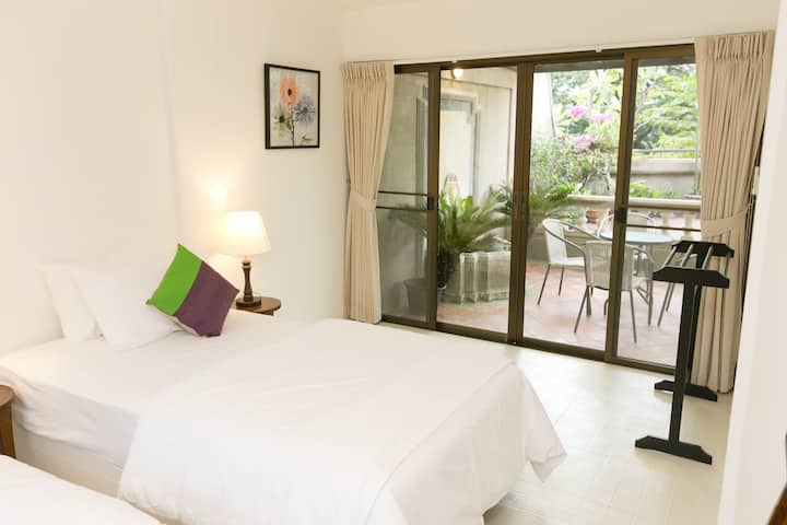 Quinto dormitorio en el nivel tres