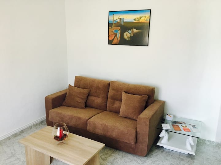 Top 14 Airbnb Vacation Rentals In Figueres, Spain Updated 2024 Trip101