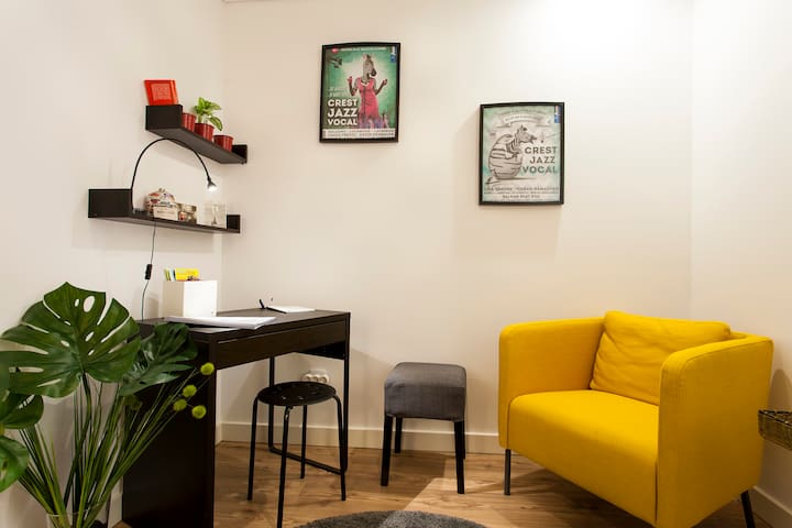 Campolide Nice Comfy 1 Bed Apartment