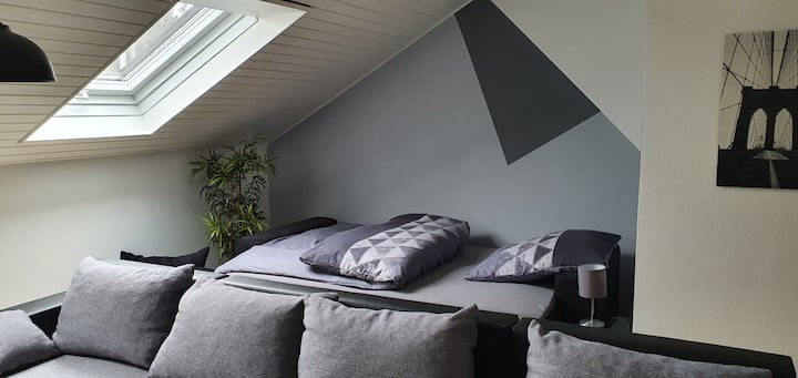 Spací výklenok s posteľou