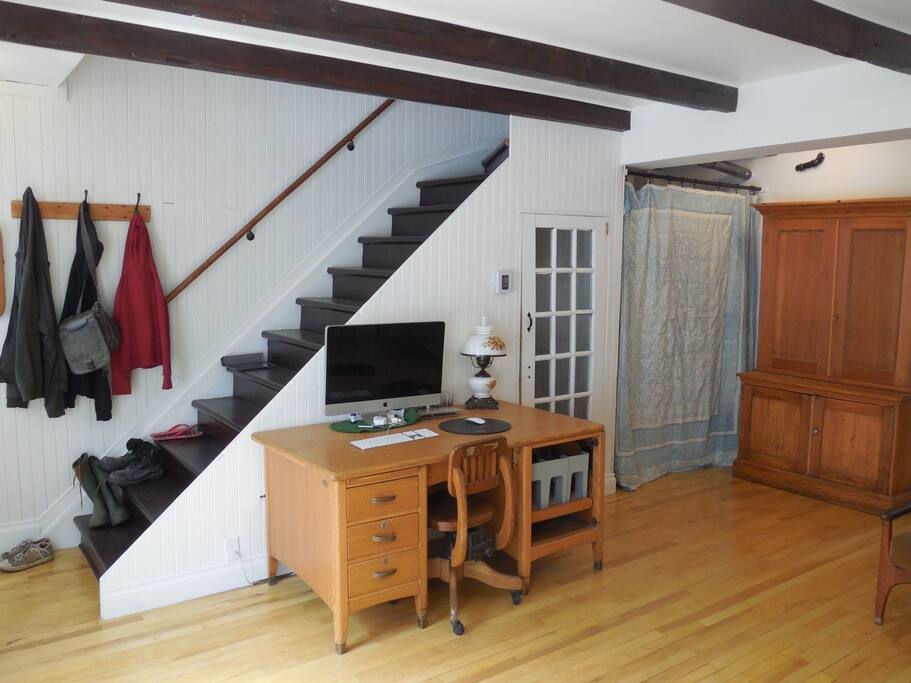 salon/bureau