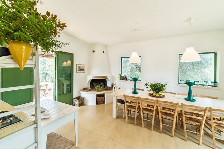 Trulli con piscina privata a Ostuni gallery image 5