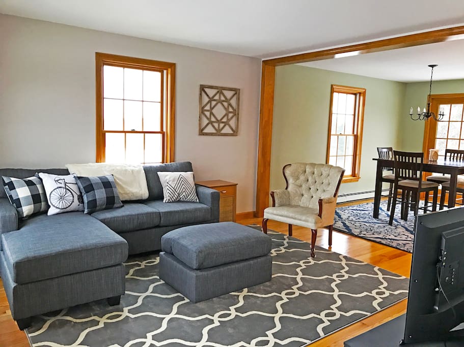 Main floor living room