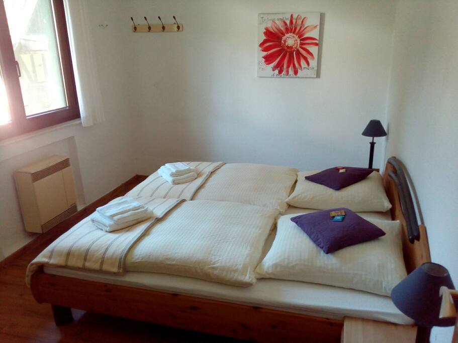 Schlafzimmer Eltern