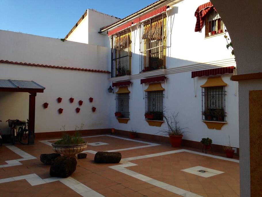 PATIO COMUNITARIO