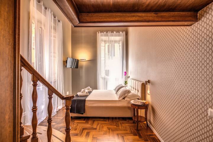 The Spanish steps apartment 67 gallery image 5