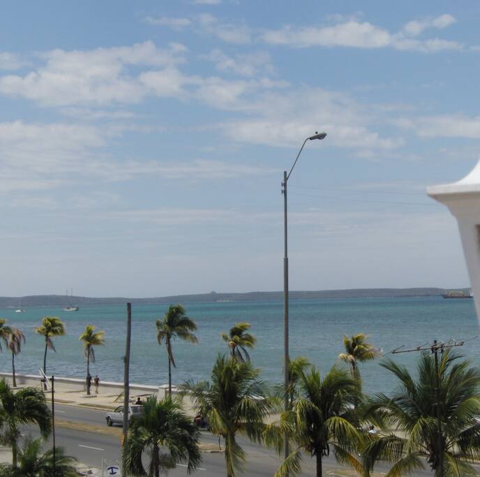 Vista del malecón de Cienfuegos.