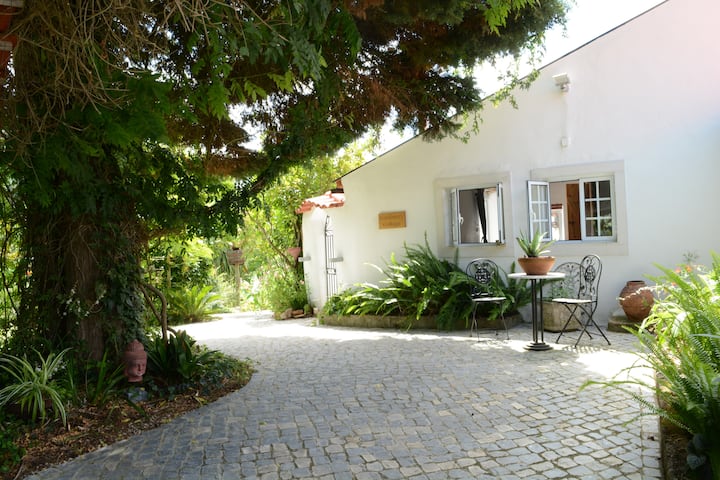 Quinta Da Granja – Gardener's Cottage