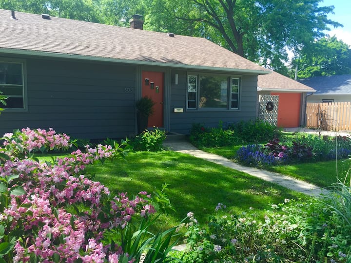 Charming Guest House- total privacy