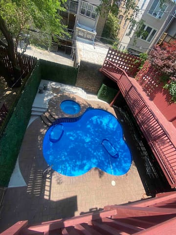 Luxury Loft with Private Pool and Movie Theater gallery image 2