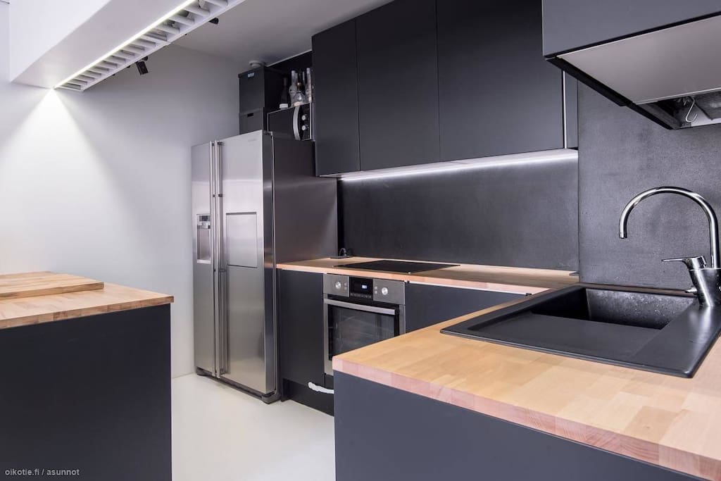 Fully equipped kitchen ready for gourmet cooking.