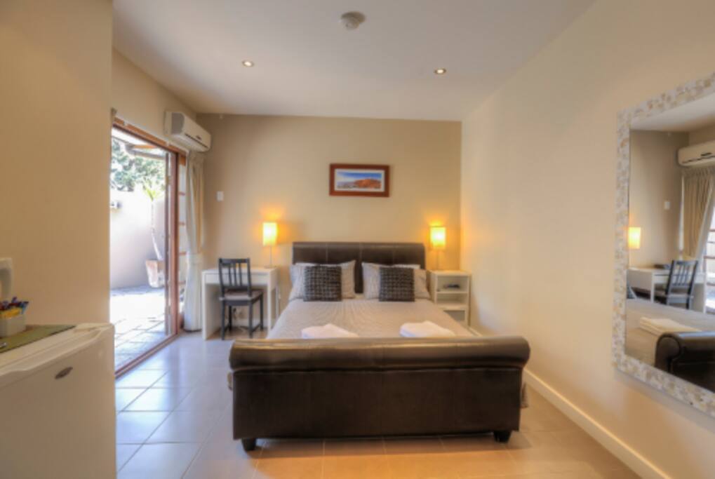 Garden room with ensuite