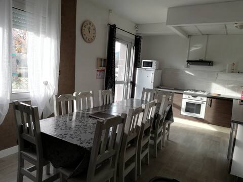 5 bedroom cottage 3 bathrooms with terrace