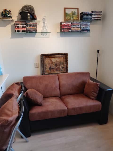 2 rooms and bathroom with full privacy