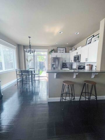 Patio w/ fire pit home ✶ 10min to DT → Has it all! gallery image 5