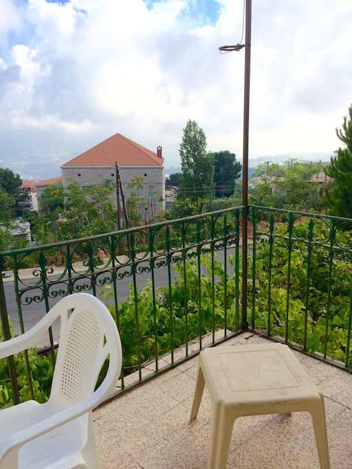 Balcon 1 plus une view sur Beirut