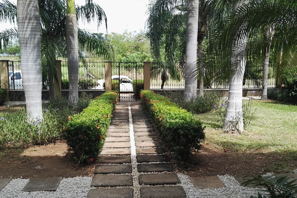 GARDENS