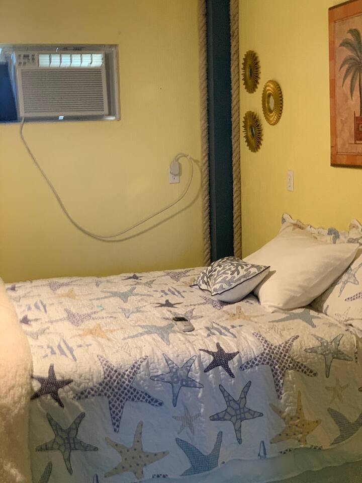 La Casa De Las Palmas Entire house up an dwn. Houses for Rent in Port