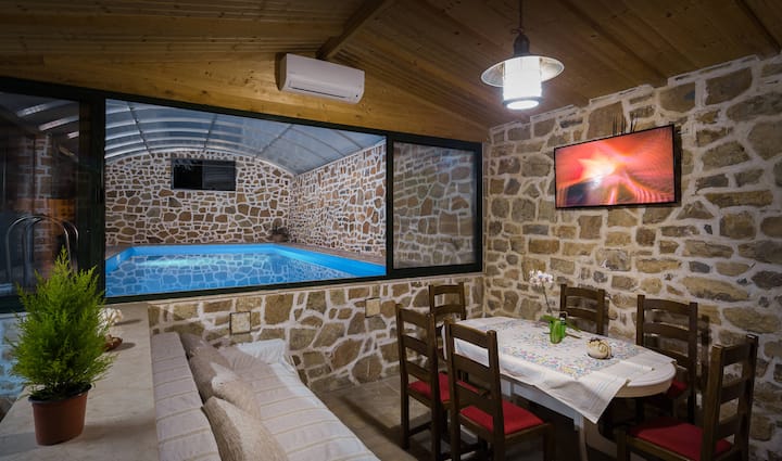Romantic Escape Villa · Private Pool & Sunset - Podstrana