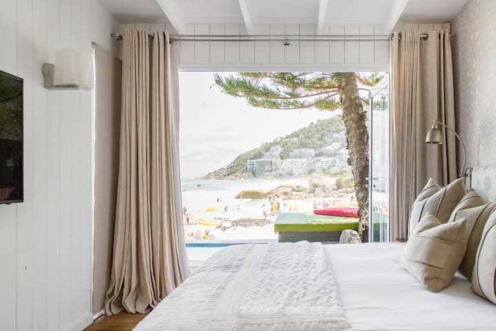 Unparalleled Third Beach Clifton Paradise gallery image 4