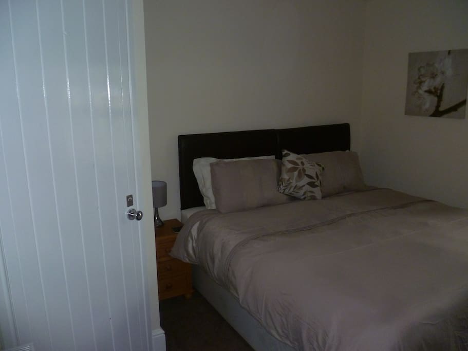 Bedroom has an en suite shower room.