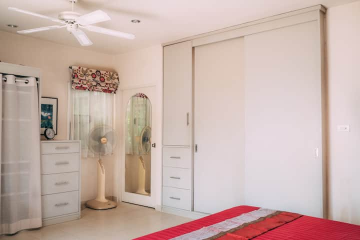 ארונות חדר שינה תחתון