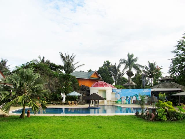 Bungalow perfect for travellers on a budget!