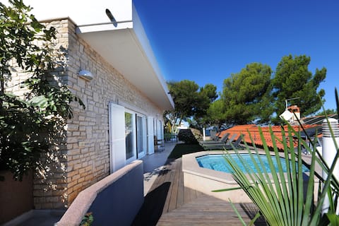 Successful Airbnb property: Villa Cablex Apartment in Crveni Vrh